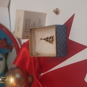 Avon festive lights pen